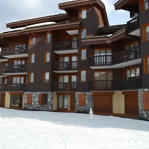  Appartement Skis Aux Pieds